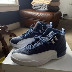 Jordan 12 “indigo” Size 11