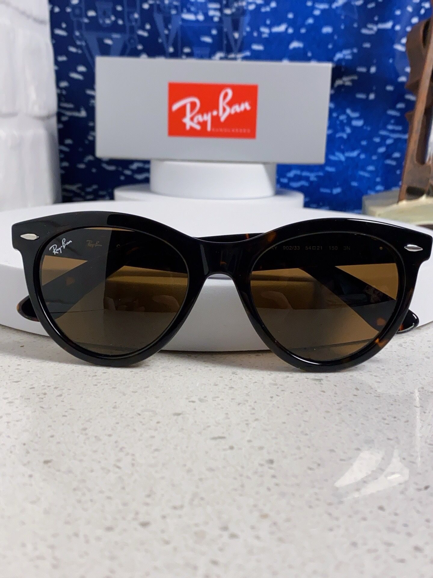 Unisex sunglasses