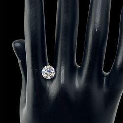 2.02 Carat Lab-grown Certified Round Shape Diamond 