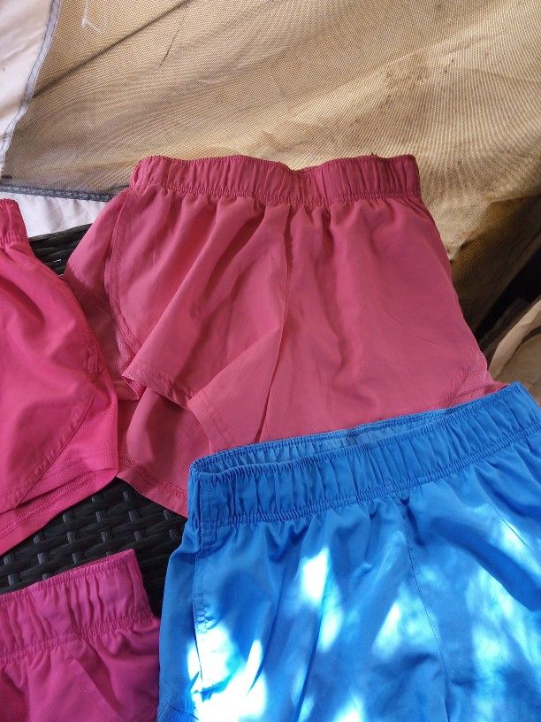 Women's Athletic Shorts Size 0 To 3 Four Pair All Four Pair For $1