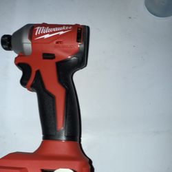 Milwaukee M18 18V Lithium-Ion Brushless Cordless 1/4 in. Compact Impact Driver (Tool Only)
