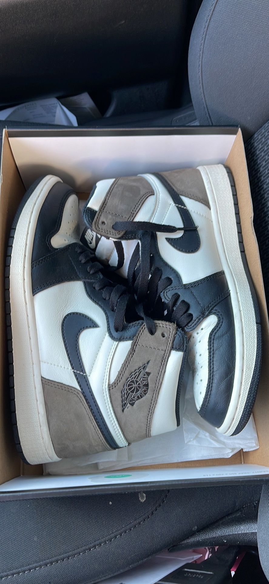 Jordan 1 Mochas