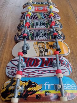 Fingerboards (8)