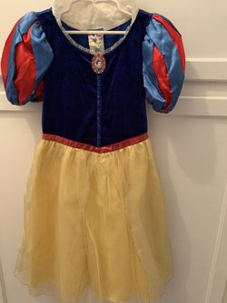 Disney Store Snow White Costume 5/6