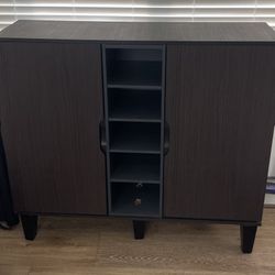 Sturdy Shelving Unit