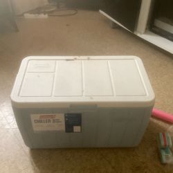 Full Set Cooler For This Summer Wanted To Keep It But It’s Just To Big we’re I Stay So If Your Interested Lmk 