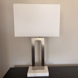 2 Matching Lamps/shades