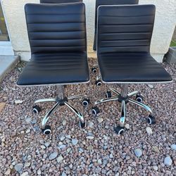 Lot Of 3 New Swival Chairs