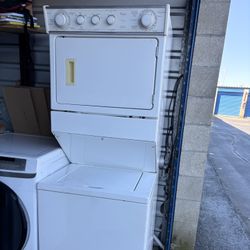 Great Whirlpool Stackable Dryer Electric 220vlts