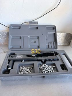 Arrow Rivet Gun Kit With Rivets