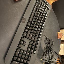 Razer BlackWidow Ultimate (RZ03-00384600-R3U1) Mechanical Gaming Keyboard TESTED