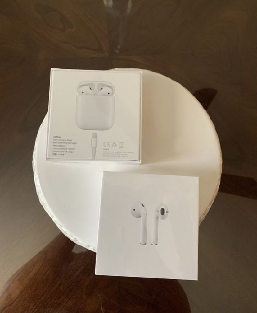 2 Apple AirPods NEW/SEALED