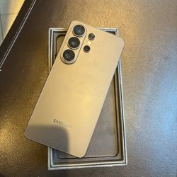 Brand New Samsung Galaxy S26 Ultra