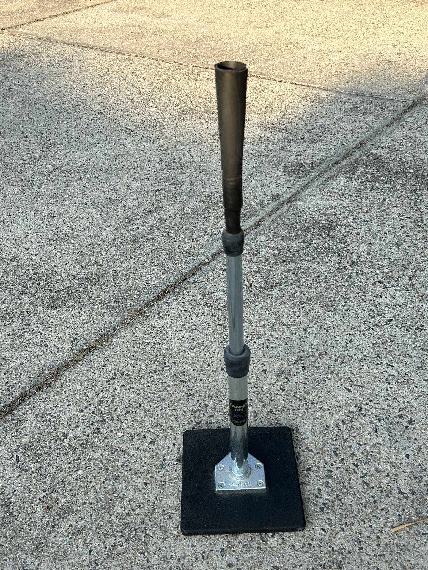 Baseball Tanner Batting Tee In Excellent Condition