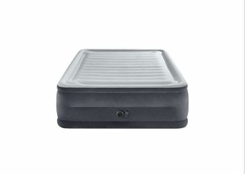Queen air mattress