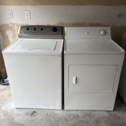 Frigidaire Washer & Dryer Set