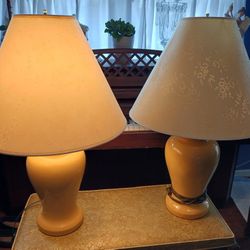  REALLY NEAT LOOKING VINTAGE  Yellow LAMPS  WORK GREAT 