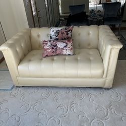 Sofa & Loveseat