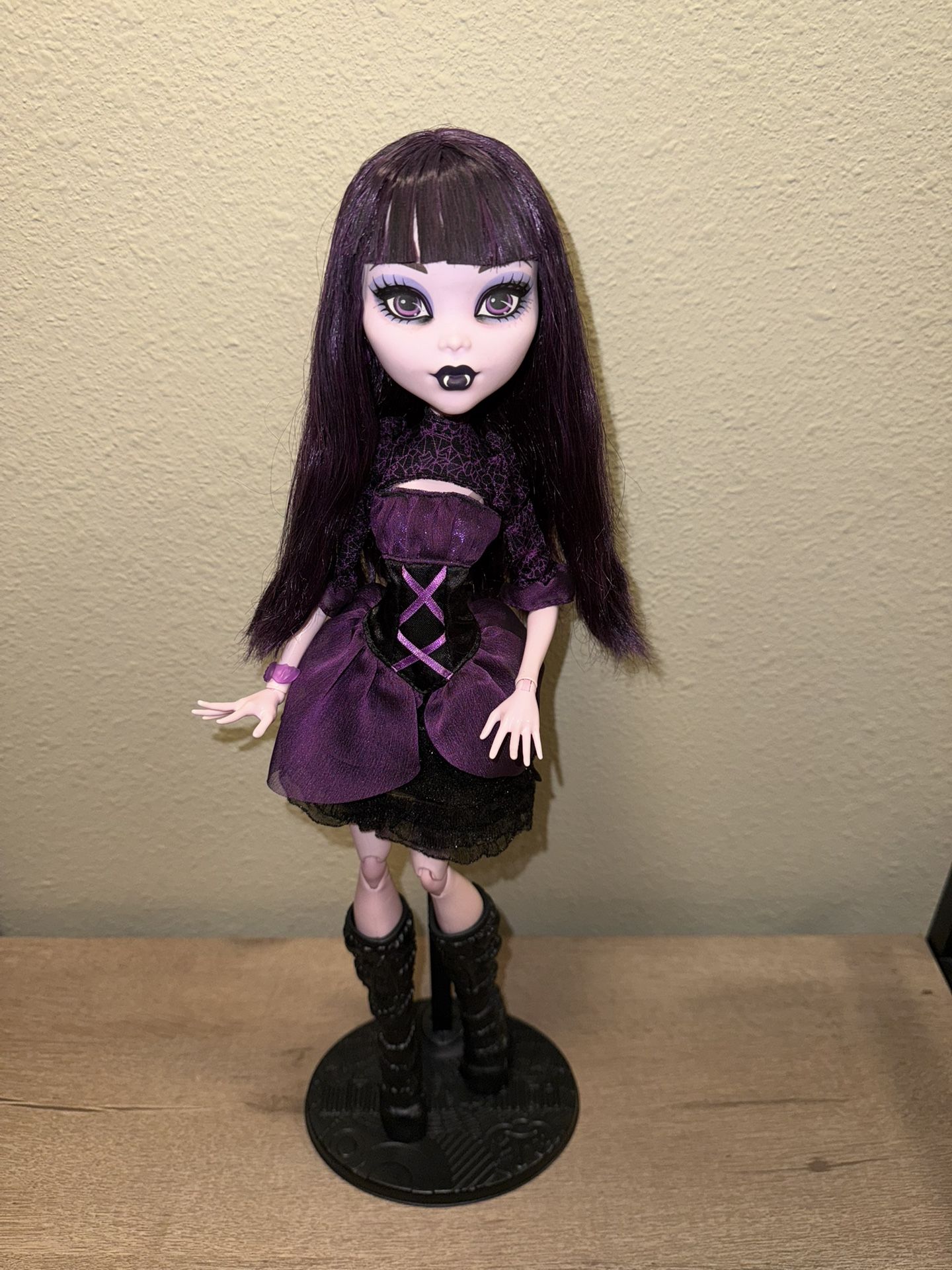 Tall Elissabat Monster High
