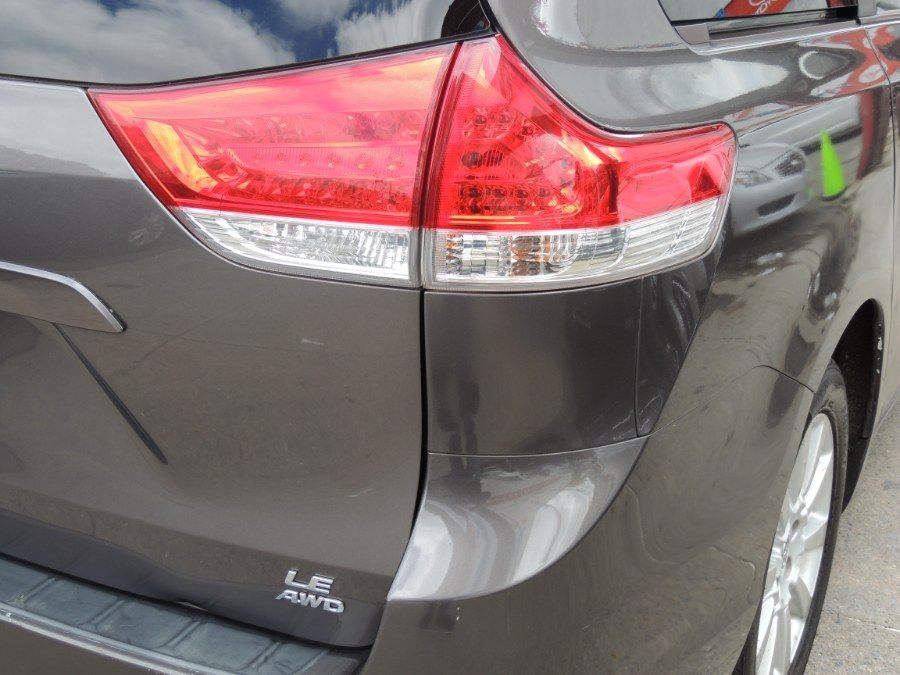 2014 Toyota Sienna