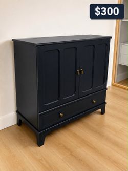Navy Blue Accent Cabinet / Bar Cabinet – Excellent Condition