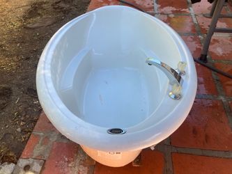 Bath Tub
