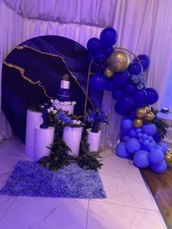 Balloon Garland Backdrop / Focal point