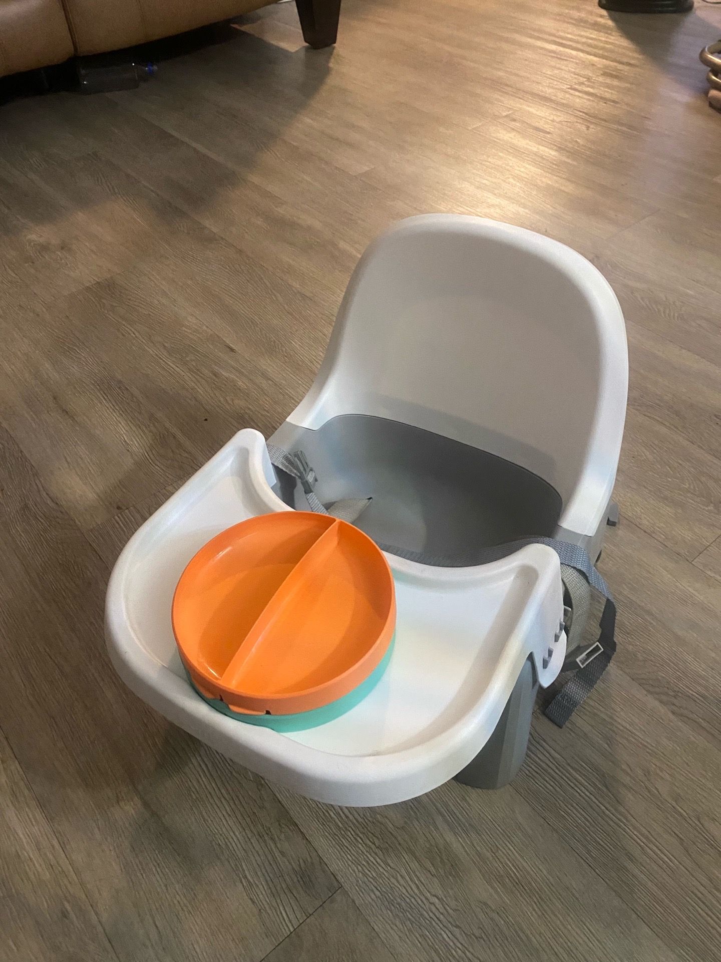 Summer toddler chair with feeding tray