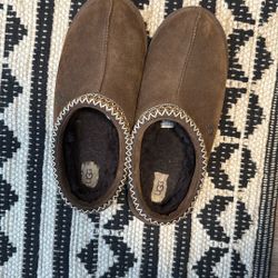 Ugg tazman Size 11
