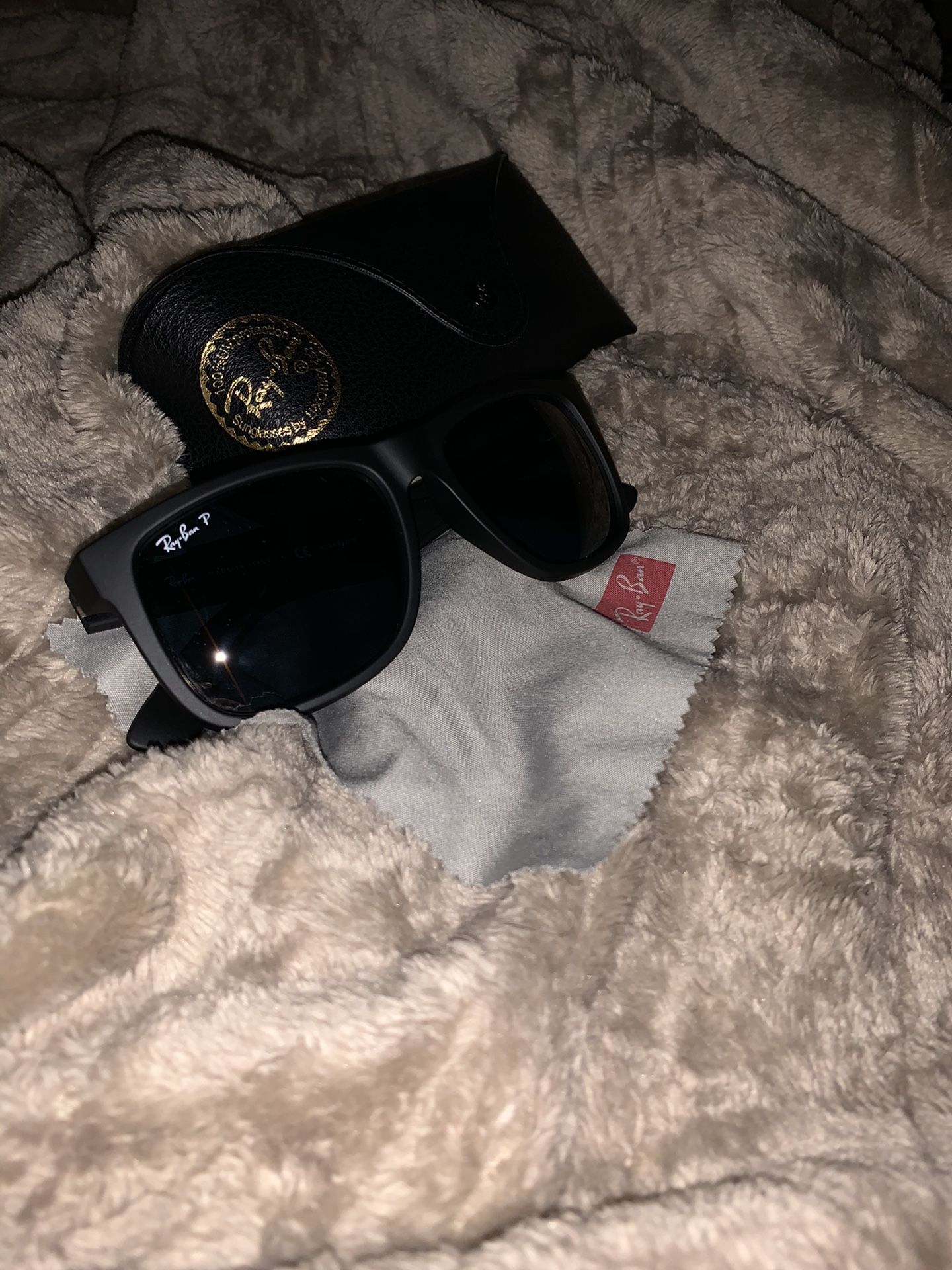 Ray-Ban