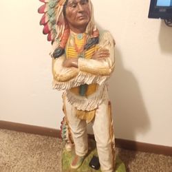 Universal Statuary

COFR

19801

752