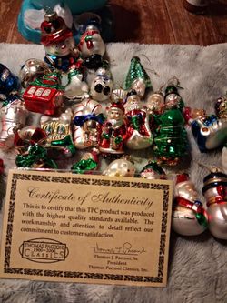 30 Xmas ornaments