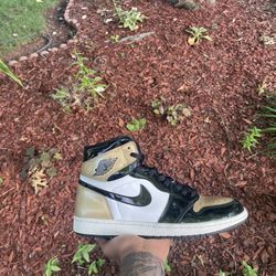 Jordan  1 Gold Toe Sz 11