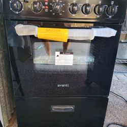 Small Range. RV Or Tiny House Range 