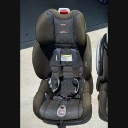 Britax Carseat Safecell Great Condition 