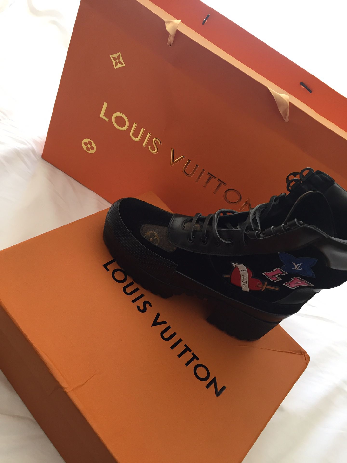 Authentic, Louis Vuitton Laureate Platform Desert Boots 40 Black, NEVER  WORN for Sale in Glendale, AZ - OfferUp