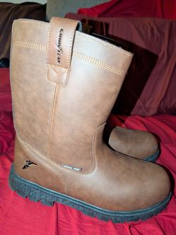 Steel toe boots