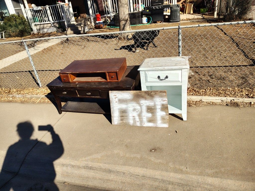 Free Furniture