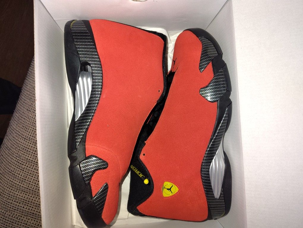 Air Jordan Retro 14 Ferrari