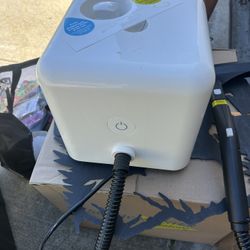 Dupray Neat Steam Cleaner.     Technology: Uses superheated steam up to \(275^{\circ }\text{F}\) (\(135^{\circ }\text{C}\)) for cleaning without chemi