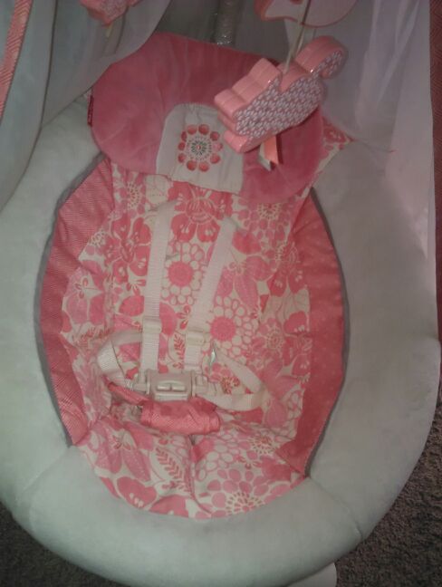 Fisher Price Coral Floral Cradle N Swing For Sale In Dallas Tx Offerup