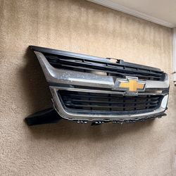 OEM 2015-2020 Chevy Colorado grille