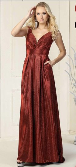 New Burgundy Size 8 Prom Dress