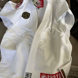 Shoyoroll A2L (never worn New) Competitor Retro Kimono #136 