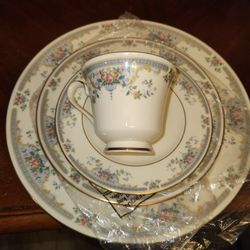 Royal Doulton Romance Juliet