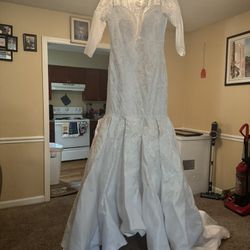 Wedding Dress Size 14 US