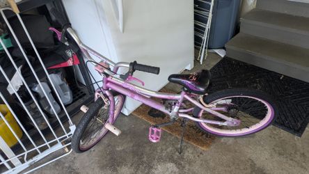 Girls Purple BMX-Style Kids Bike
