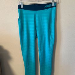 Womens Nike Pro Leggings 