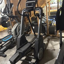 NordiTrack FreeStride Trainer FS7i