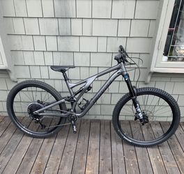 2022 Specialized Stumpjumper Evo Alloy S5 Mountain Bike